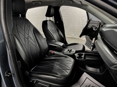 Used 2021 Ford Mustang Mach-E Select w/ Comfort/Appearance Package image 12