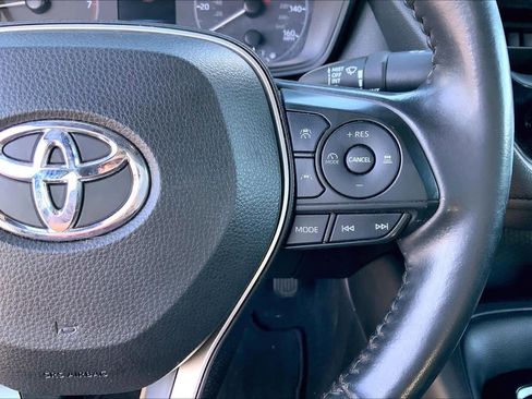 Used 2023 Toyota Corolla SE image 25