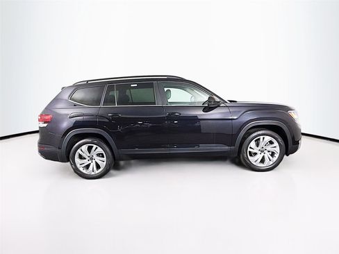 Used 2023 Volkswagen Atlas SE w/ Panoramic Sunroof Package AWD/4WD image 8
