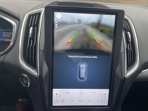 Used 2021 Ford Edge Titanium w/ Equipment Group 301A image 17