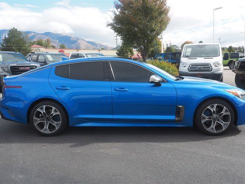 Used 2020 Kia Stinger GT-Line w/ Sun & Sound Package image 4