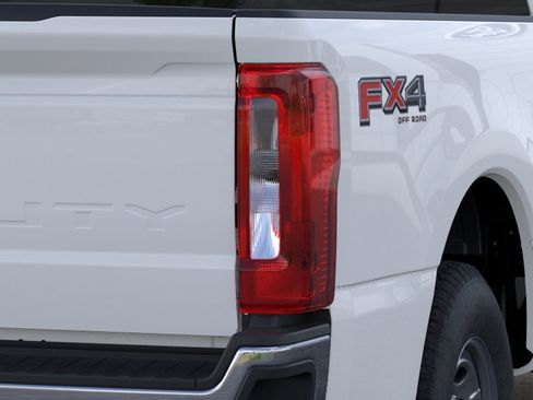New 2026 Ford F250 XL AWD/4WD image 33