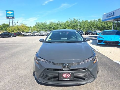 Used 2026 Toyota Corolla LE FWD image 8