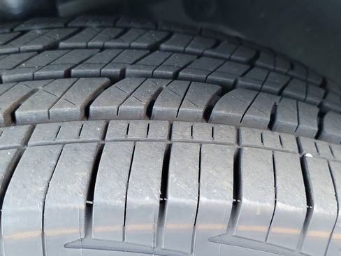 Certified 2023 Genesis GV70 2.5T image 26