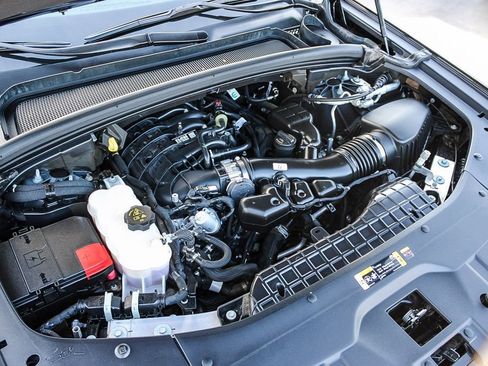 Used 2025 Jeep Grand Cherokee Laredo X AWD/4WD image 27