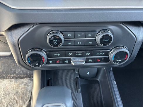 New 2026 Ford Bronco Outer Banks AWD/4WD image 30