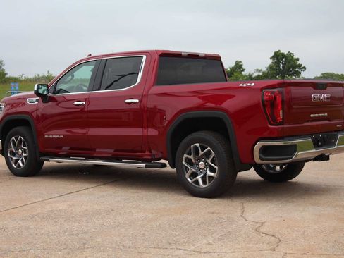 New 2026 GMC Sierra 1500 SLT w/ SLT Premium Package image 8