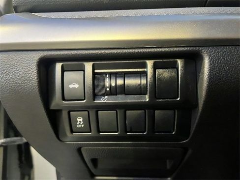 Used 2016 Subaru Legacy 2.5i image 23