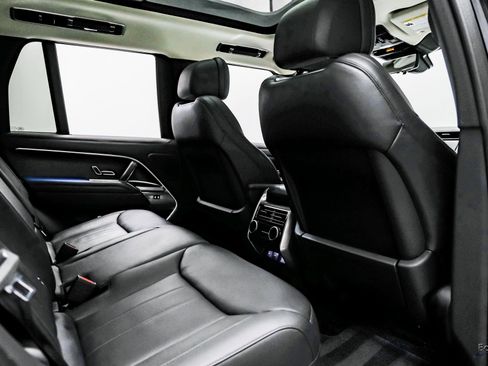 Used 2024 Land Rover Range Rover SE image 69