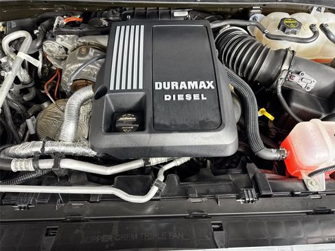 Used 2025 Chevrolet Silverado 1500 Custom Trail Boss w/ LPO, Dark Essentials Package image 40