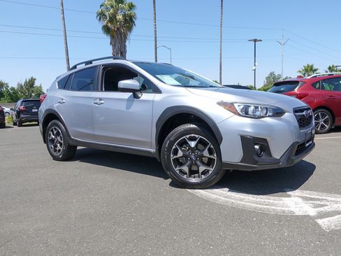 Used 2019 Subaru Crosstrek 2.0i Premium w/ Eyesight System AWD/4WD image 4