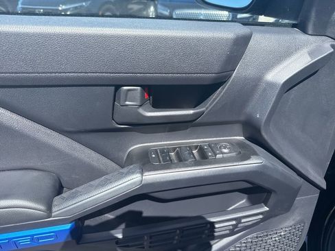Used 2025 Toyota 4Runner TRD Sport AWD/4WD image 18