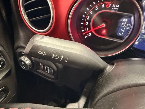 Used 2021 Jeep Gladiator Rubicon AWD/4WD image 30