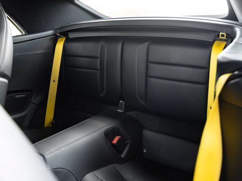 Certified 2022 Porsche 911 Carrera S RWD image 33