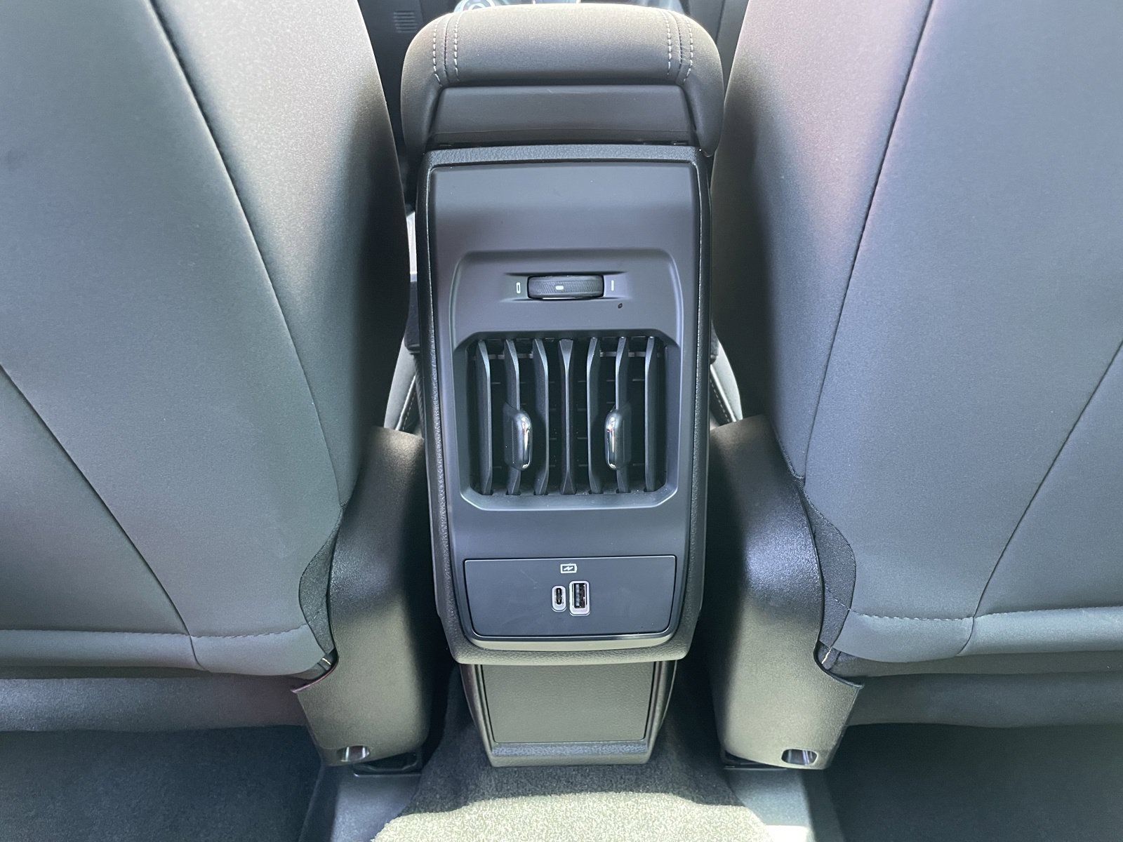 Used 2024 Alfa Romeo Tonale Ti AWD/4WD image 29
