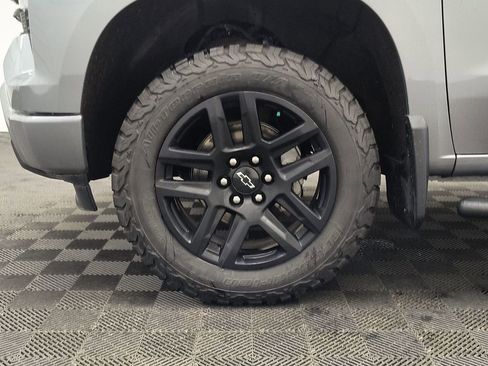Used 2024 Chevrolet Silverado 1500 RST image 9