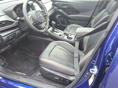 Certified 2025 Subaru Crosstrek 2.5i Limited w/ Crosstrek Mirror Package AWD/4WD image 14
