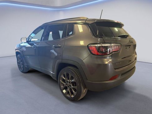 Used 2021 Jeep Compass Latitude w/ Sun and Sound Group AWD/4WD image 5