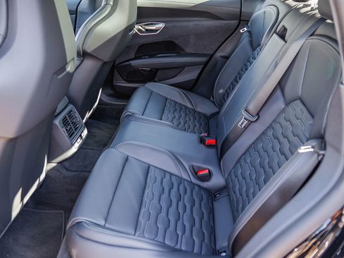 New 2026 Audi S e-tron GT Premium Plus AWD/4WD image 18