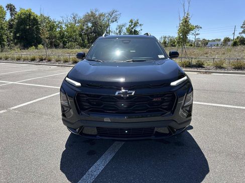 New 2026 Chevrolet Equinox RS w/ Convenience Package III FWD image 8
