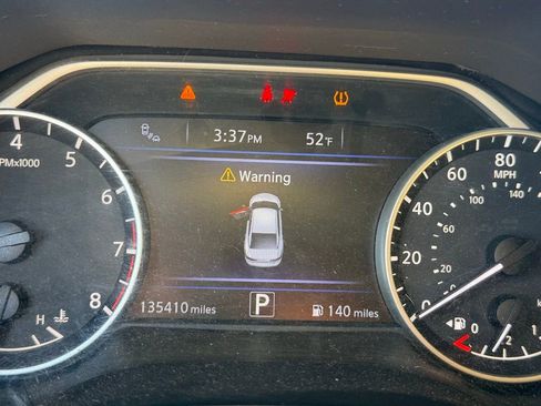 Used 2017 Nissan Maxima Platinum image 16