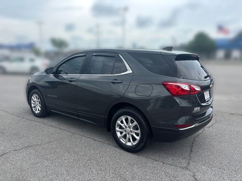 Used 2020 Chevrolet Equinox LT w/ Driver Convenience Package FWD image 4