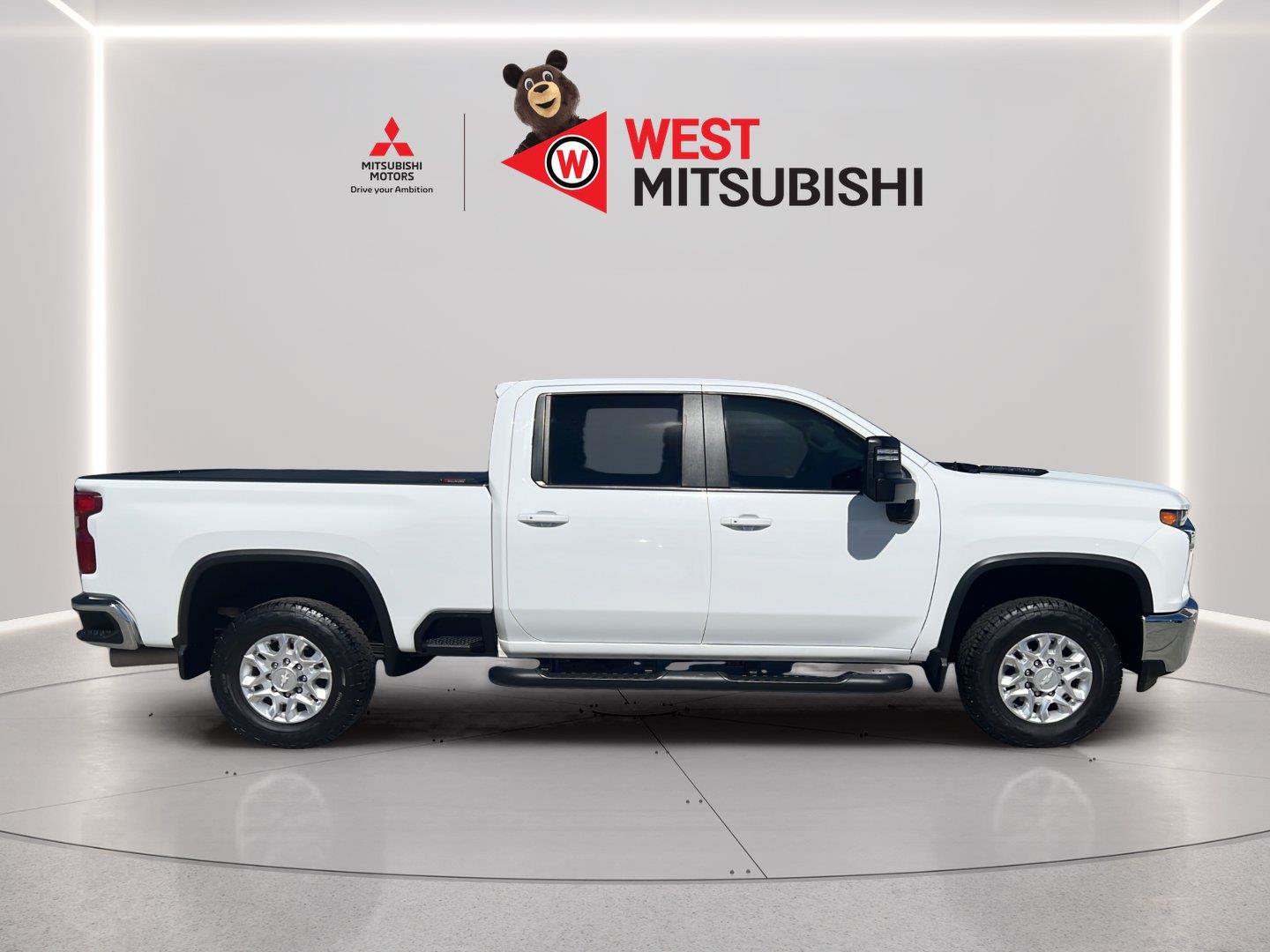 Used 2020 Chevrolet Silverado 2500 LT w/ All Star Edition AWD/4WD image 6