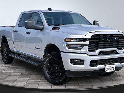 Certified 2026 RAM 2500 Big Horn AWD/4WD image 35