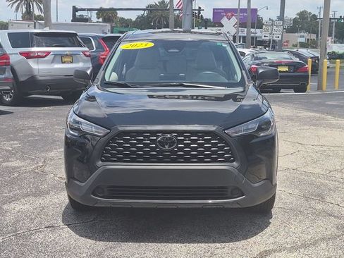 Used 2023 Toyota Corolla Cross L FWD image 2