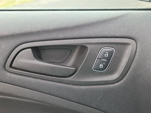 Used 2017 Ford Escape S image 22