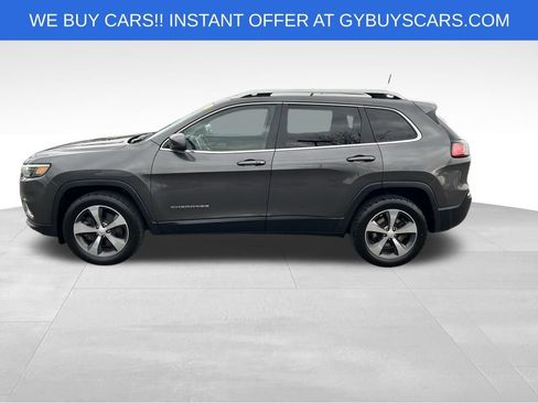 Used 2019 Jeep Cherokee Limited image 3