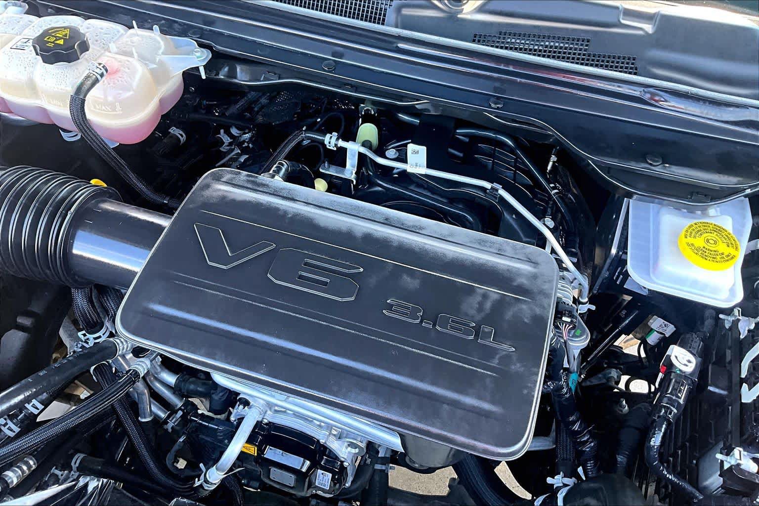 Used 2025 RAM 1500 Tradesman RWD image 33