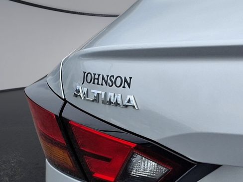 Used 2022 Nissan Altima 2.5 SL FWD image 24