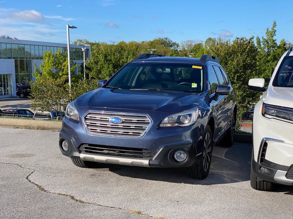 Used 2017 Subaru Outback 3.6R Limited w/ Popular Package #5 AWD/4WD image 3