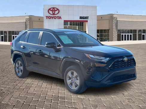 Certified 2025 Toyota RAV4 XLE image 10