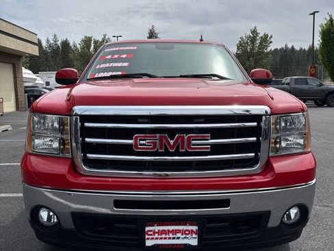 Used 2013 GMC Sierra 1500 SLT w/ SLT Convenience Package AWD/4WD image 3