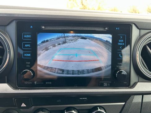 Used 2019 Toyota Tacoma TRD Off-Road image 21