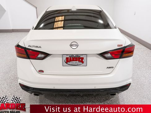 Used 2025 Nissan Altima 2.5 SR image 4