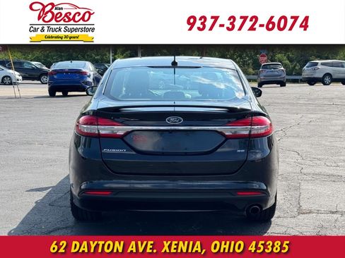 Used 2017 Ford Fusion SE w/ Equipment Group 201A FWD image 5