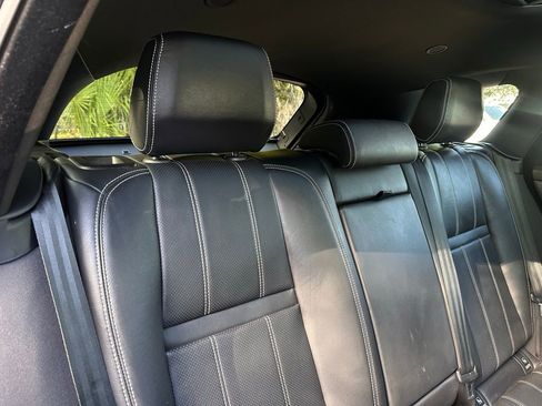 Used 2023 Land Rover Range Rover Velar R-Dynamic S image 26