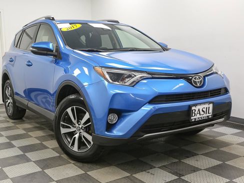 Used 2017 Toyota RAV4 XLE w/ Plus Extra Value Package image 2