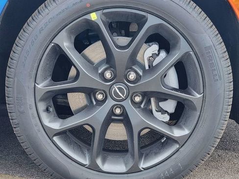 New 2026 Chrysler Pacifica Select AWD/4WD image 17