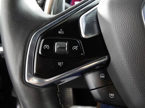 Used 2020 Chevrolet Corvette Stingray Preferred Cpe w/ 2LT Preferred Equipment Group RWD image 25