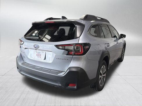 Certified 2024 Subaru Outback Premium w/ Popular Package #1 AWD/4WD image 7