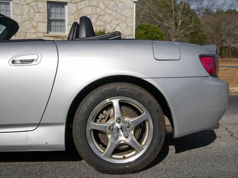 Used 2002 Honda S2000 image 5