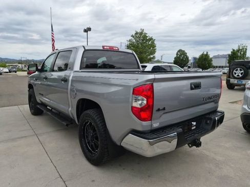 Used 2018 Toyota Tundra SR5 w/ SR5 Upgrade Package AWD/4WD image 16