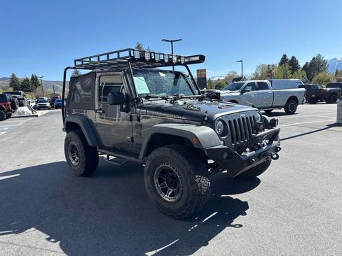 Used 2017 Jeep Wrangler Sport w/ Quick Order Package 24S AWD/4WD image 3