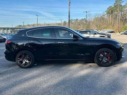 Used 2019 Maserati Levante S GranLusso image 14