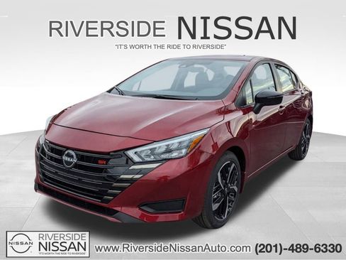 New 2025 Nissan Versa SR w/ Trunk Package image 1