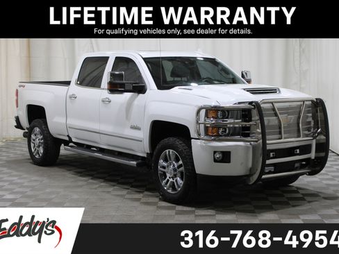 Used 2019 Chevrolet Silverado 2500 High Country w/ Duramax Plus Package image 1